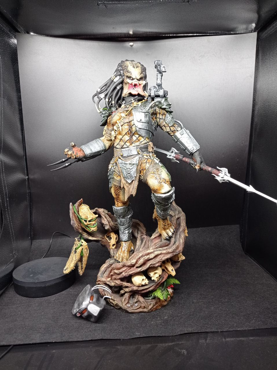 PREDATOR