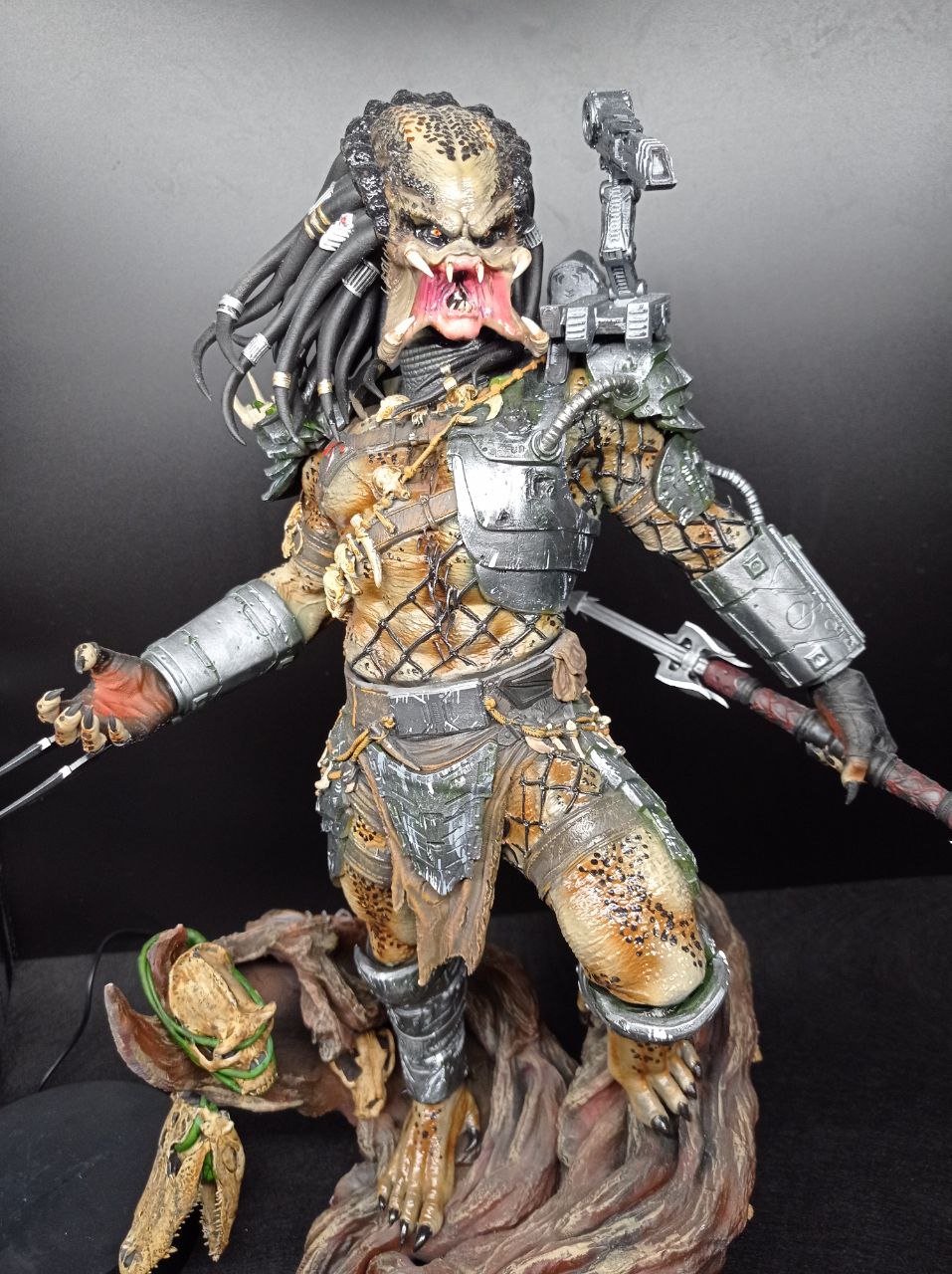 PREDATOR