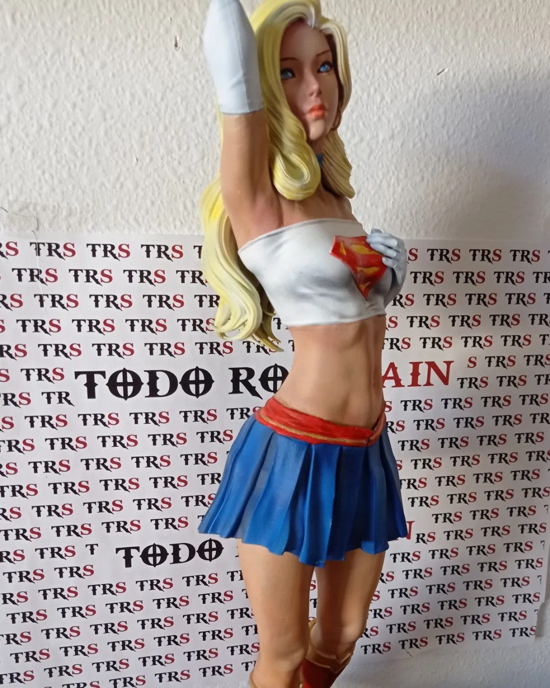 Supergirl 1/4