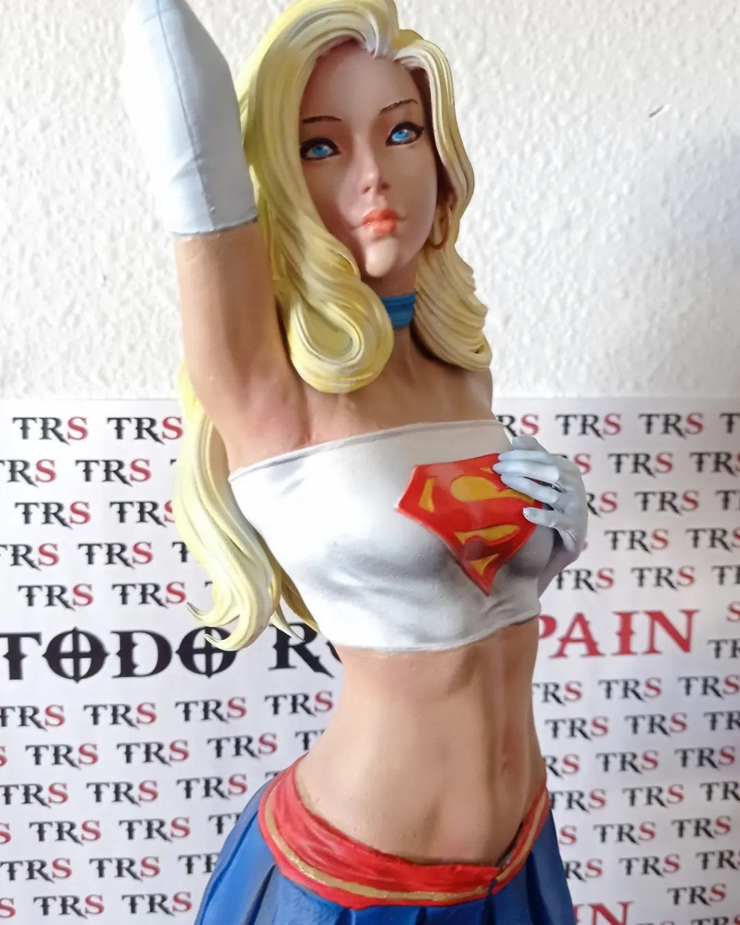 Supergirl 1/4