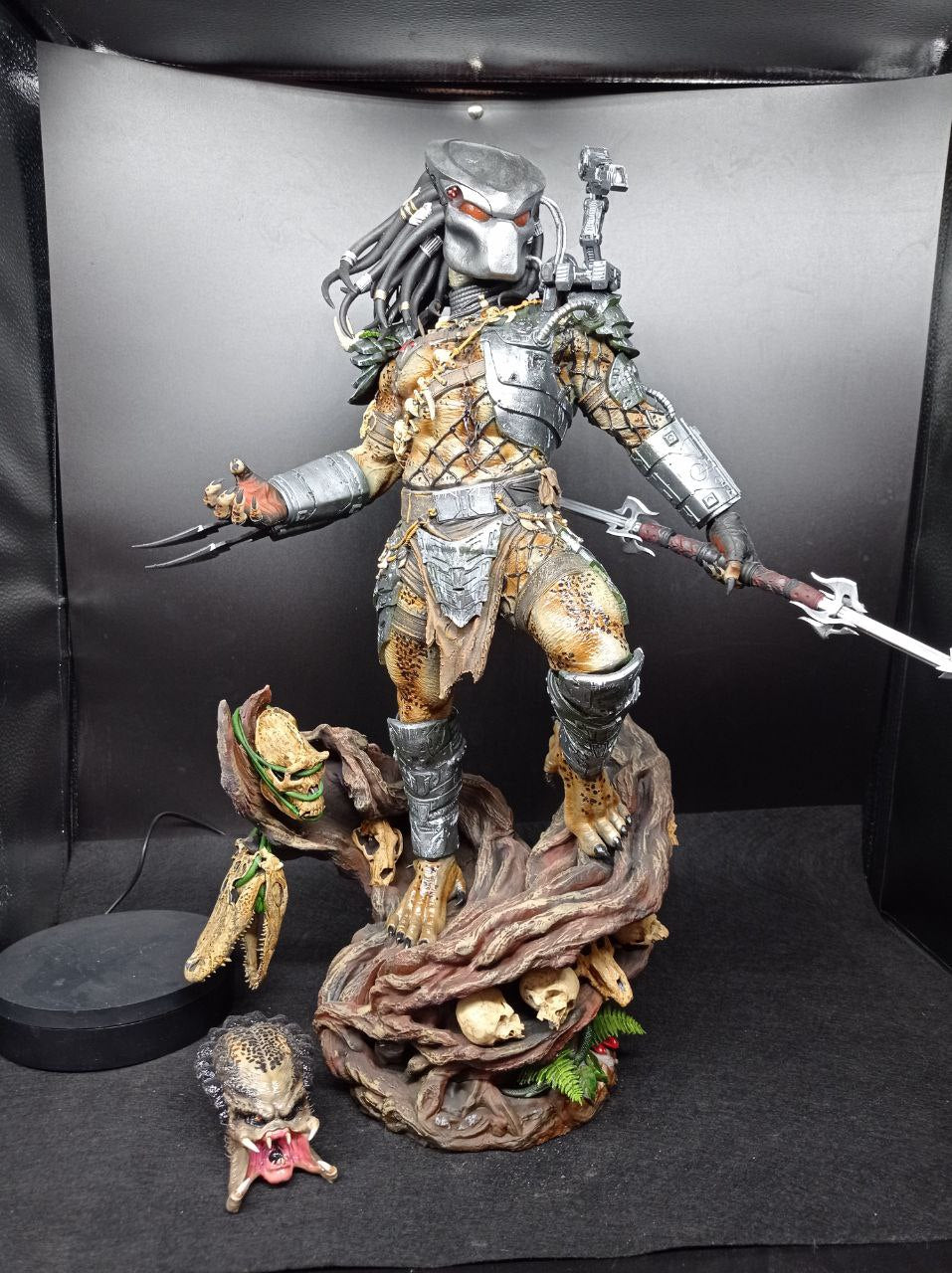 PREDATOR