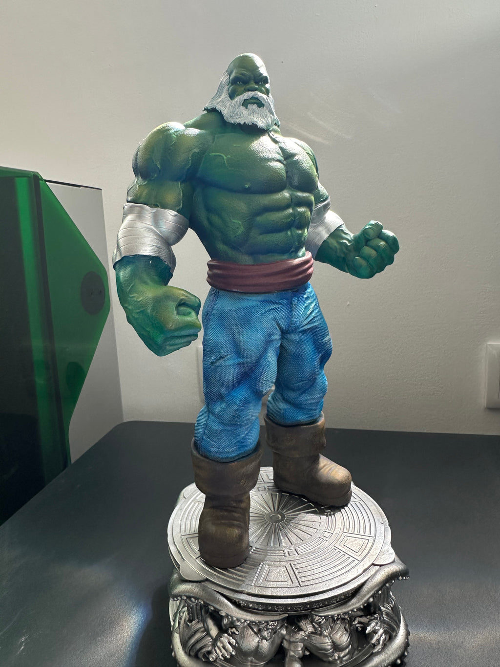 Maestro Hulk 1/10