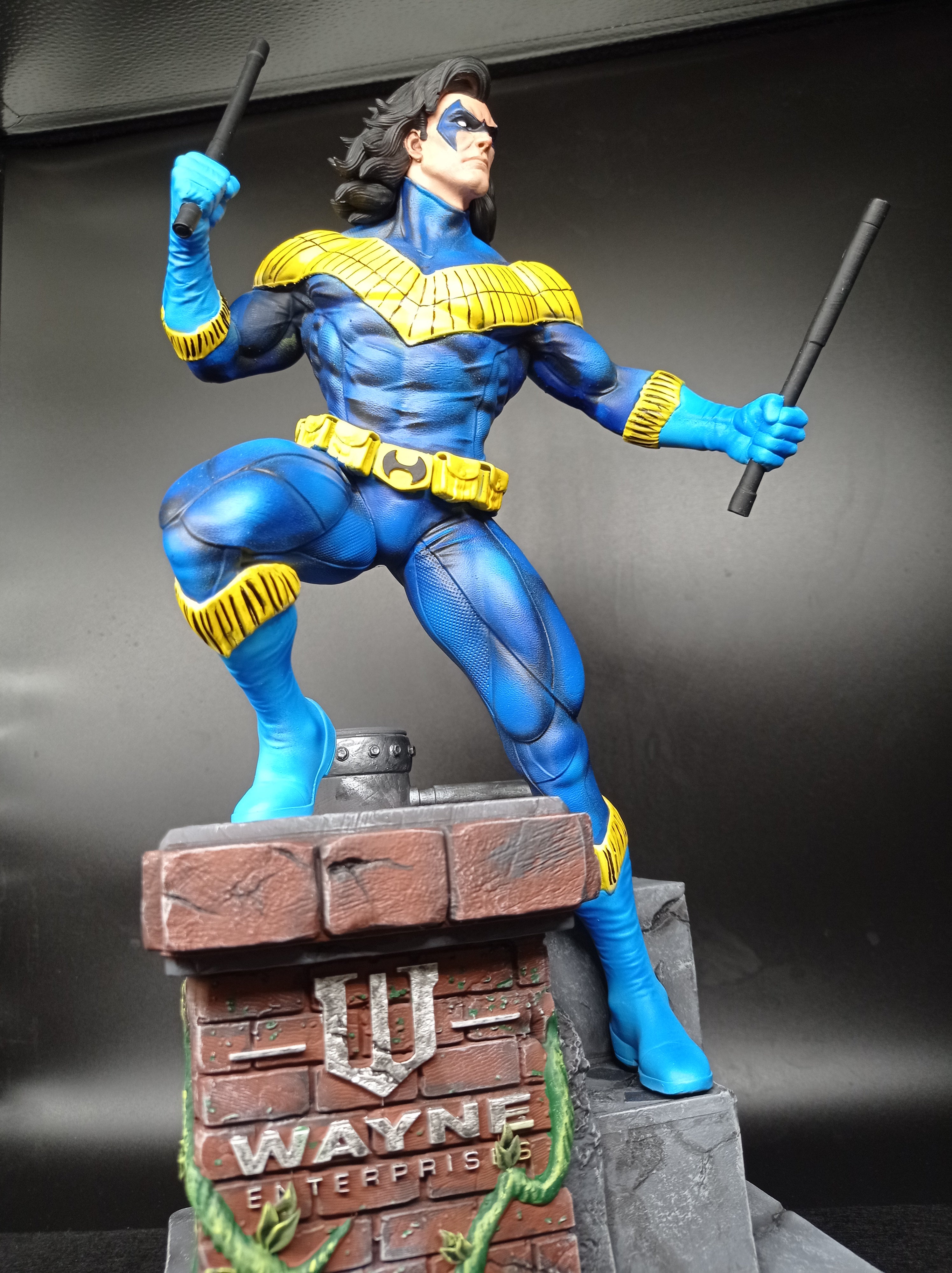 NIGHTWING