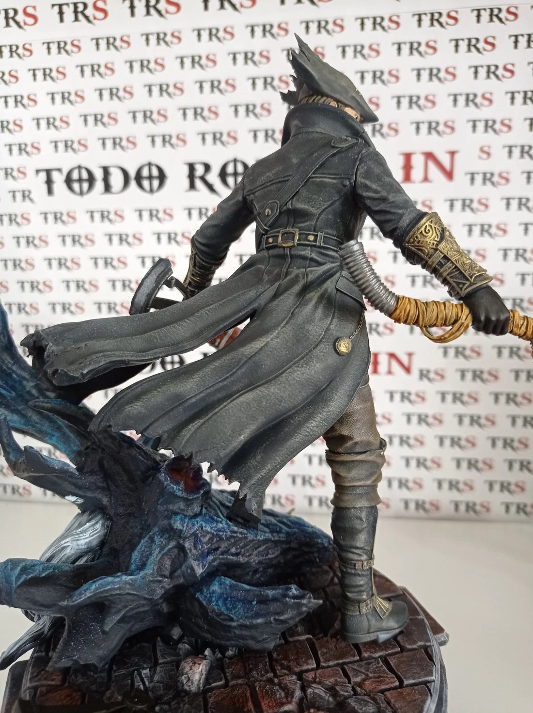 HUNTER BLOODBORNE