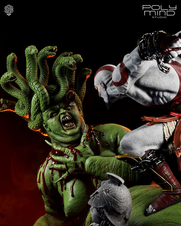 KRATOS VS GORGONA