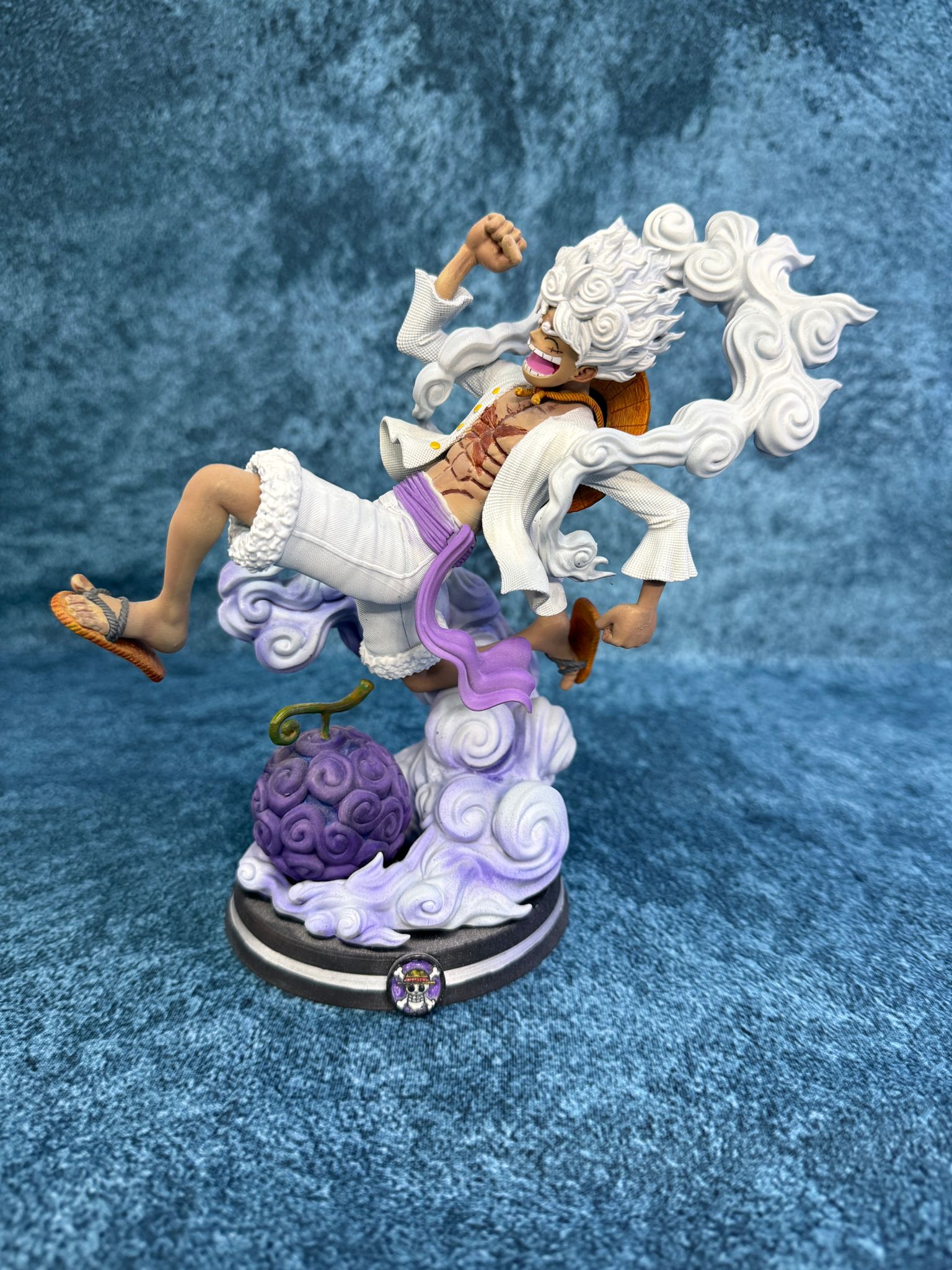 Luffy Gear 5 ONE PIECE