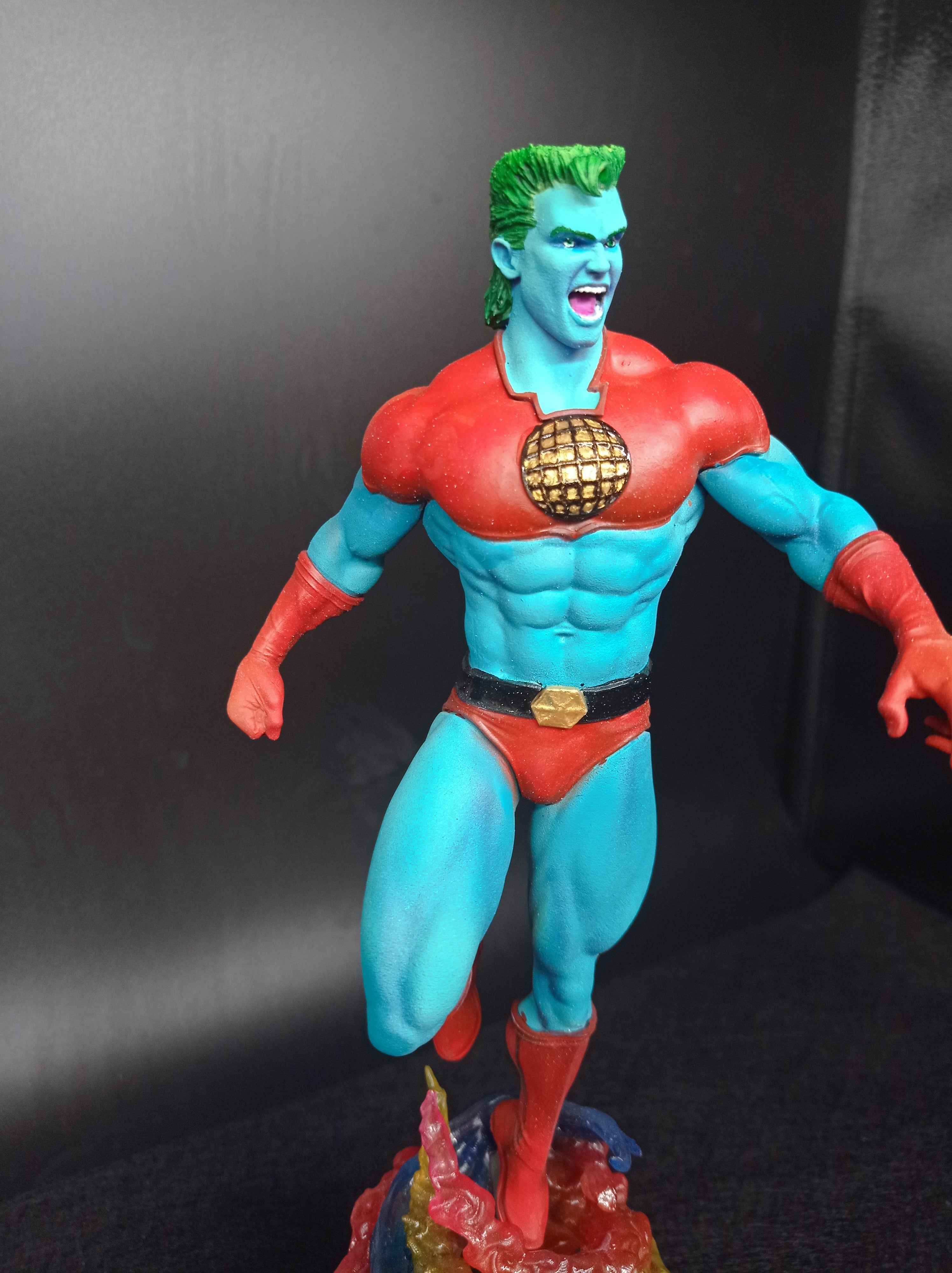 CAPITAN PLANETA