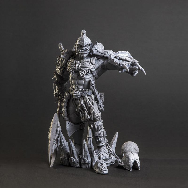 SEÑOR DE LA GUERRA ORCO FIGURA ESPECIAL WARHAMMER Escala 1:11 - TODO ROL SPAIN 