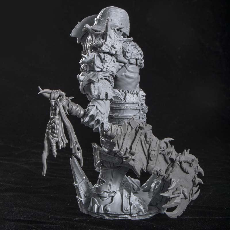 SEÑOR DE LA GUERRA ORCO FIGURA ESPECIAL WARHAMMER Escala 1:11 - TODO ROL SPAIN 